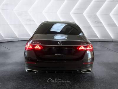Mercedes-Benz Classe E E 220 d Mild hybrid 4Matic AMG Line Advanced Grigio usata Napoli