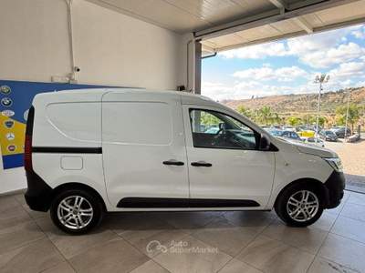 Renault Kangoo 1.5 Blue dCi 95CV Authentic Bianco usata ADRANO