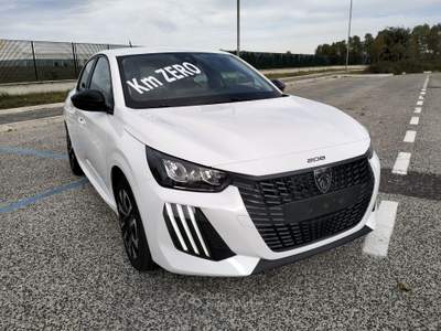 Peugeot 208 208 Hybrid 110 e-DCS6 Style Bianco usata ROMA