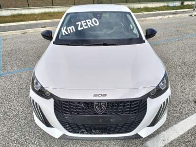 Peugeot 208 208 Hybrid 110 e-DCS6 Style Bianco usata Roma