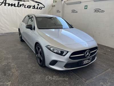 Mercedes-Benz Classe A A 180 d Automatic DA 299,00 mensile Grigio usata San Giuseppe Vesuviano