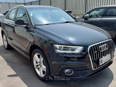 Audi Q3 2.0 TDI 177 CV quattro S tronic S-Line Nero usata Castellammare di Stabia
