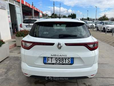 Renault Mégane Mégane Sporter Blue dCi 115 CV Intens Bianco usata Mesagne