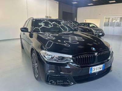 BMW Serie 5 520d 520d 48V xDrive Touring Msport Nero usata Casalgrande