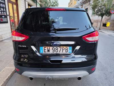 Ford Kuga 4WD GANCIO TRAINO Nero usata CORATO