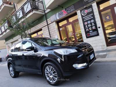 Ford Kuga 4WD GANCIO TRAINO Nero usata CORATO Ford Kuga 4WD GANCIO TRAINO Nero usata CORATO