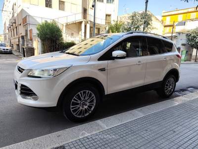 Ford Kuga 4WD Titanium PERFETTA Bianco usata CORATO