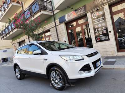 Ford Kuga 4WD Titanium PERFETTA Bianco usata CORATO