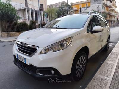 Peugeot 2008 1.6 e-HDi 92CV CAMBIO AUTOMATICO Bianco usata CORATO