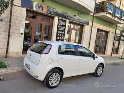 Fiat Punto Natural Power Lounge NAVI Bianco usata CORATO