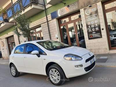 Fiat Punto Natural Power Lounge NAVI Bianco usata CORATO