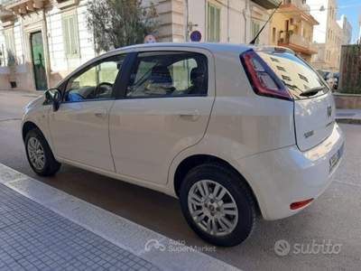 Fiat Punto Natural Power Lounge NAVI Bianco usata CORATO
