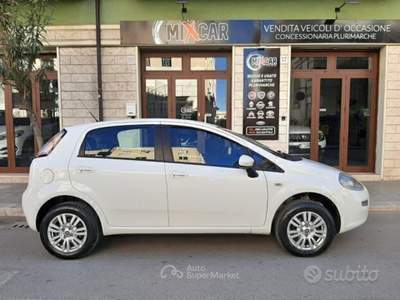 Fiat Punto Natural Power Lounge NAVI Bianco usata CORATO