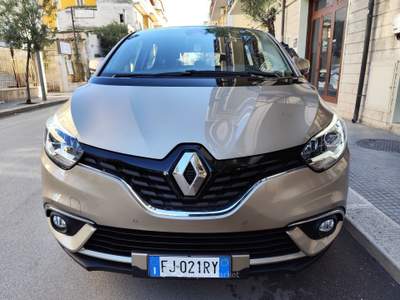 Renault Scénic Scenic 1.5 dCi 110CV AUTOMATICA NAVI Beige usata CORATO