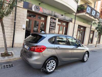 BMW Serie 5 518i 218d Active Tourer 150CV AUTOMATICA NAVI Marrone usata CORATO