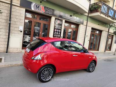 Lancia Ypsilon 95CV DIESEL GOLD Rosso usata CORATO