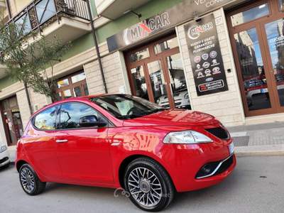 Lancia Ypsilon 95CV DIESEL GOLD Rosso usata CORATO