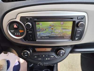 Toyota Yaris 90CV DIESEL NAVI Grigio usata CORATO
