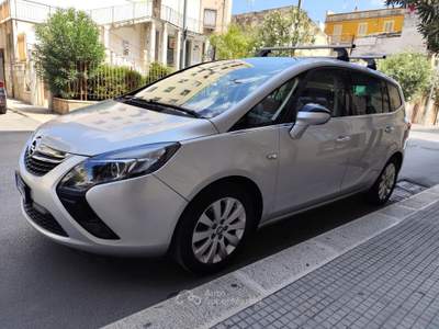 Opel Zafira Tourer 2.0 CDTi 130CV 7 POSTI TETTO Grigio usata CORATO