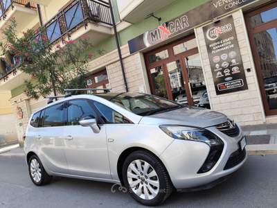 Opel Zafira Tourer 2.0 CDTi 130CV 7 POSTI TETTO Grigio usata CORATO