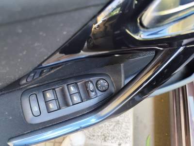 Peugeot 208 1.4 HDi 68CV ALLURE NAVI Lilla usata CORATO