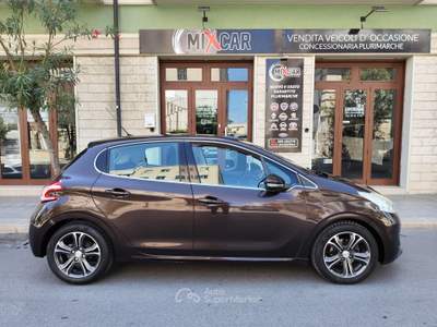 Peugeot 208 1.4 HDi 68CV ALLURE NAVI Lilla usata CORATO