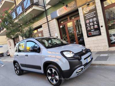 Fiat Panda Cross 1.0 FireFly S&S Hybrid Blu/Azzurro usata CORATO