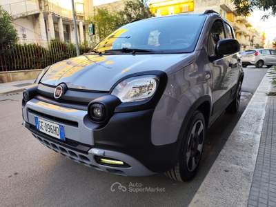 Fiat Panda Cross 1.0 FireFly S&S Hybrid Blu/Azzurro usata CORATO