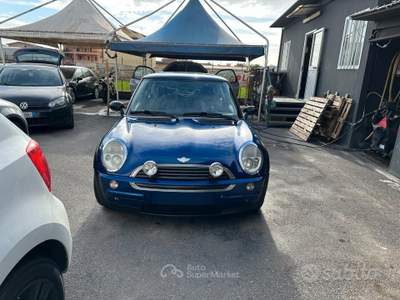 MINI Clubman 1.6 16V One usata Castellammare di Stabia
