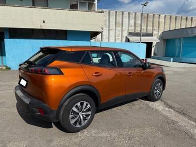 Peugeot 2008 S&S Allure Arancione usata SAN MINIATO