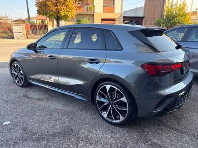 Audi A3 r-line s-tronic Nero usata DUEVILLE