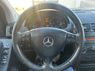 Mercedes-Benz Classe A Mercedes-benz A 150 Avantgarde Argento usata Caivano
