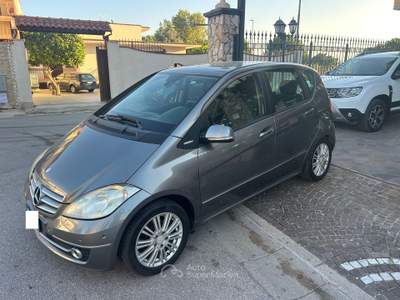 Mercedes-Benz Classe A Mercedes-benz A 150 Avantgarde Argento usata Caivano