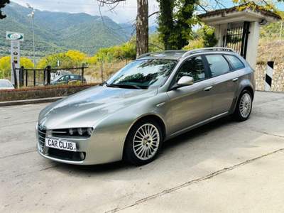Alfa Romeo 159 1.9 JTDm 16V Distinctive Grigio usata Morano Calabro