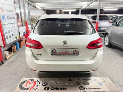 Peugeot 308 S&S SW Allure 2018 Bianco usata Pozzuoli