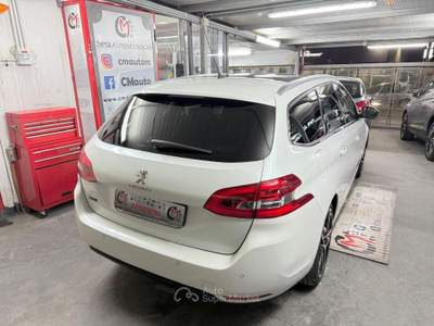 Peugeot 308 S&S SW Allure 2018 Bianco usata Pozzuoli