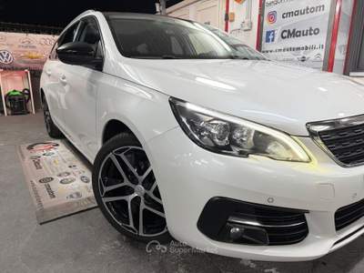 Peugeot 308 S&S SW Allure 2018 Bianco usata Pozzuoli