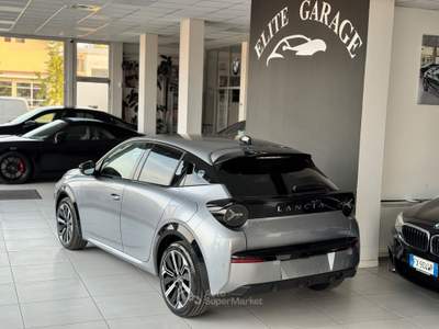 Lancia Ypsilon Hybrid e-DCT Edizione Cassina Grigio usata CARESANABLOT