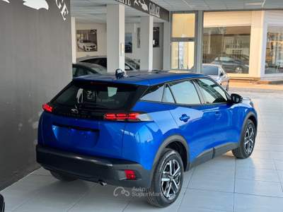 Peugeot 2008 S&S Allure Blu/Azzurro usata CARESANABLOT