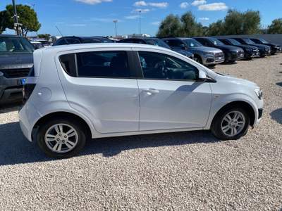 Chevrolet Aveo 86CV 5 porte LT UNICO PROPIETARIO NEOPATENTATI Bianco usata Corato