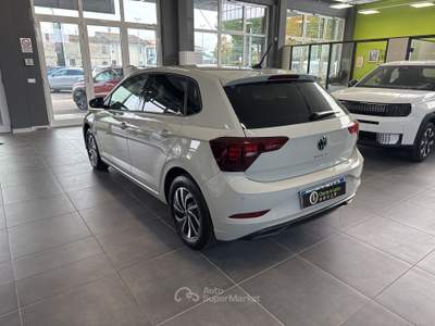 Volkswagen Polo 1.0bz 80cv busines  Edition Plus - PROMO FINANZIATA Beige usata Santarcangelo di Romagna