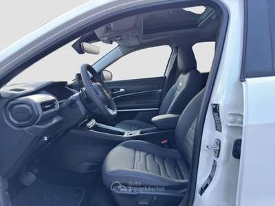 Jeep Avenger 1.2 t. e-hybr.mhev Summit fwd 110cv edct6 Bianco usata Cappella Maggiore