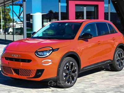 Fiat 600 La Prima Hybrid 100cv Arancione usata Pianezza