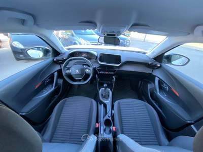 Peugeot 2008 PureTech 100 1.2 BENZINA S&S Active Pack Bianco usata Sant'Angelo in vado