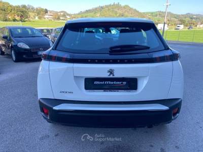 Peugeot 2008 PureTech 100 1.2 BENZINA S&S Active Pack Bianco usata Sant'Angelo in vado