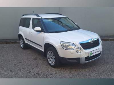 Skoda Yeti 2.0 TDI CR 110CV 4x4 Adventure Bianco usata Feltre