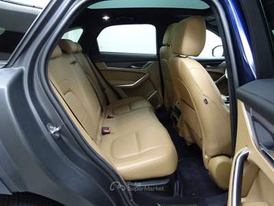 Jaguar F-Pace 2.0 D 204 CV AWD aut. S Blu/Azzurro usata Lurate Caccivio