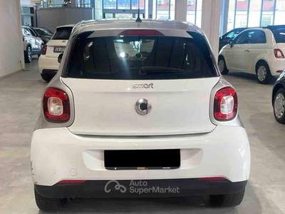 Smart ForFour 70 1.0 Passion Bianco usata Pianezza
