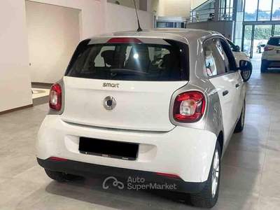 Smart ForFour 70 1.0 Passion Bianco usata Pianezza