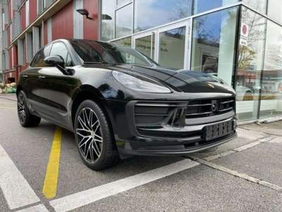 Porsche Macan 2.0 265CV NEW MODEL KAMERA NAVI 21 PANORAMA LED Nero usata Ciampino